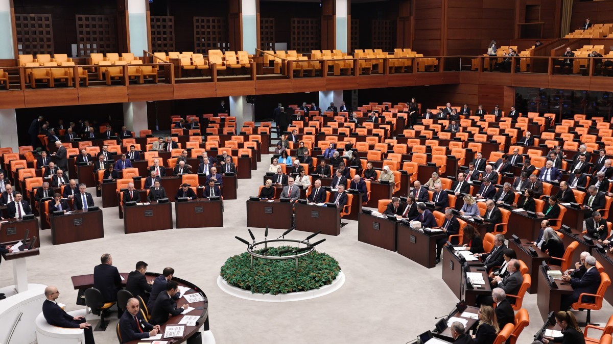 Meclis İnsan Hakları Komisyonu Tutsak Şikayetlerine Kapandı
