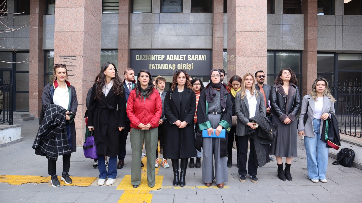 AKP’li Vekilin Babası Hakkındaki ‘Taciz’ Davası Görülemeden Ertelendi