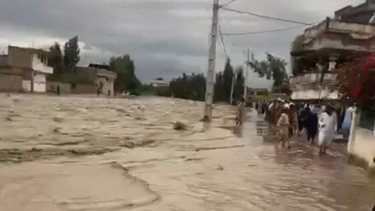 Afganistan ve Pakistan’da Sel Felaketi: Can Kaybı 121’e Yükseldi