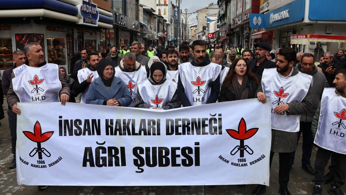 Ağrı’da Gülmek Tutuklanma Gerekçesi Oldu
