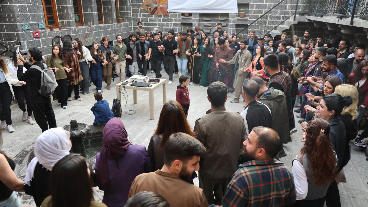Diyarbakır’da AMARGİ Kültür ve Sanat Derneği Açıldı: Kültürümüzü Özümüzle Yaşatacağız
