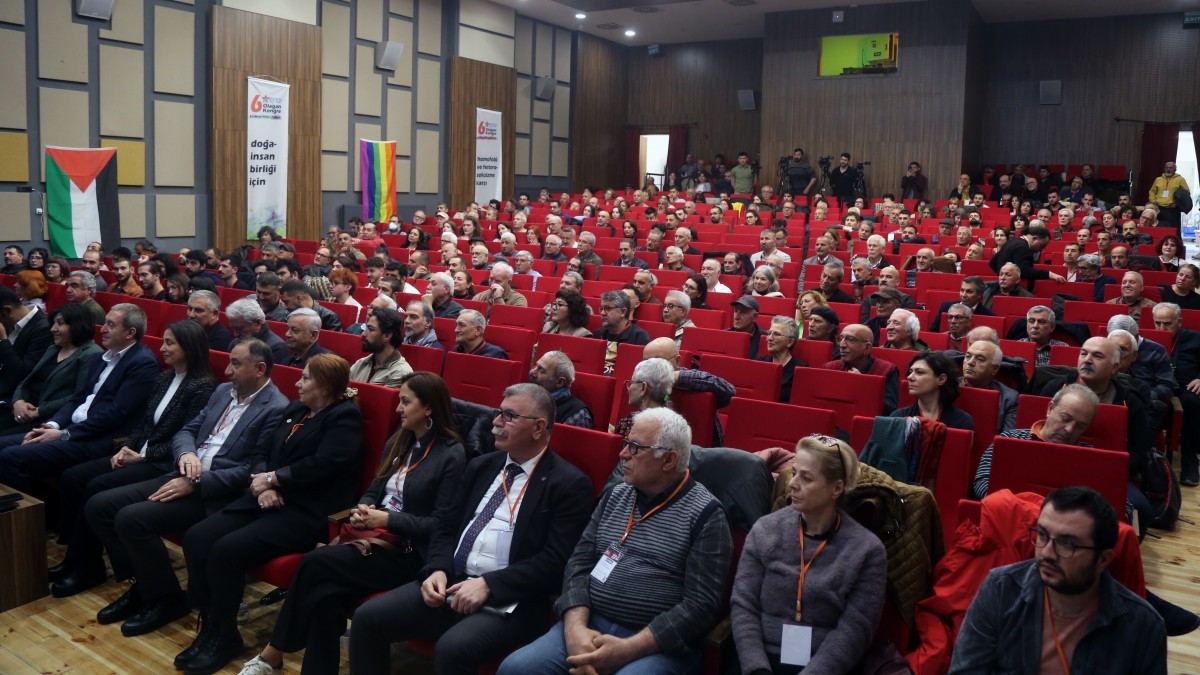 SYKP Kongresi’nde Ortak Mücadele Vurgusu: “Demokrasi Cephesini Birlikte İnşa Edelim”