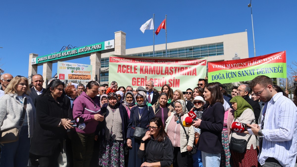 Akbelen Direnişi AYM Kapısında: Zeytinimiz ve Toprağımız İçin Buradayız