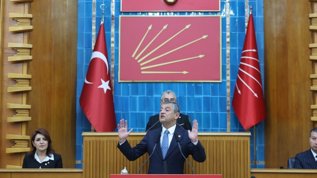 Özgür Özel: İktidar halkın bütçesini faizcilere aktarıyor