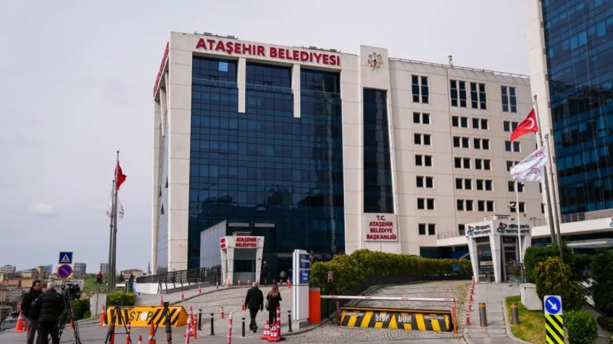 Ataşehir Belediyesi’ne yönelik soruşturma: Onursal Adıgüzel ve 19 kişi adliyeye sevk edildi