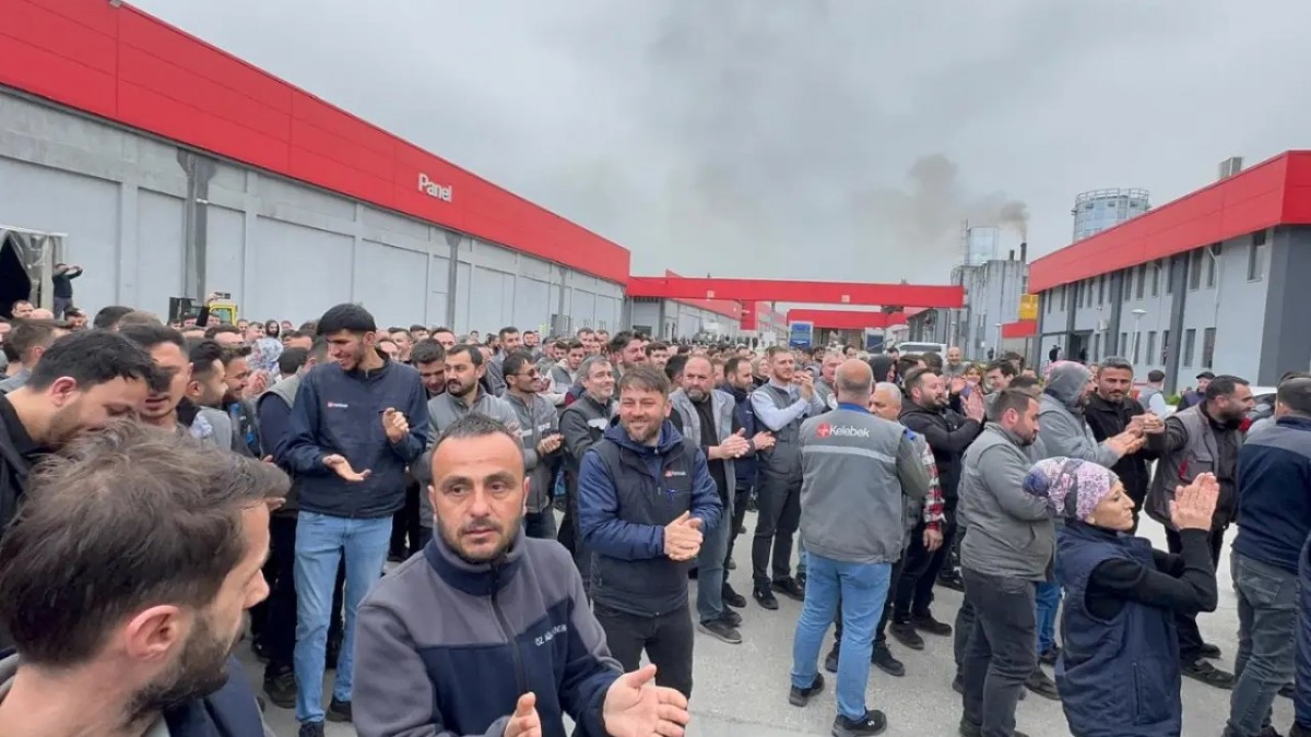 Hakları Gasp Edilen 2 Bin Mobilya İşçisi Üretimi Durdurdu