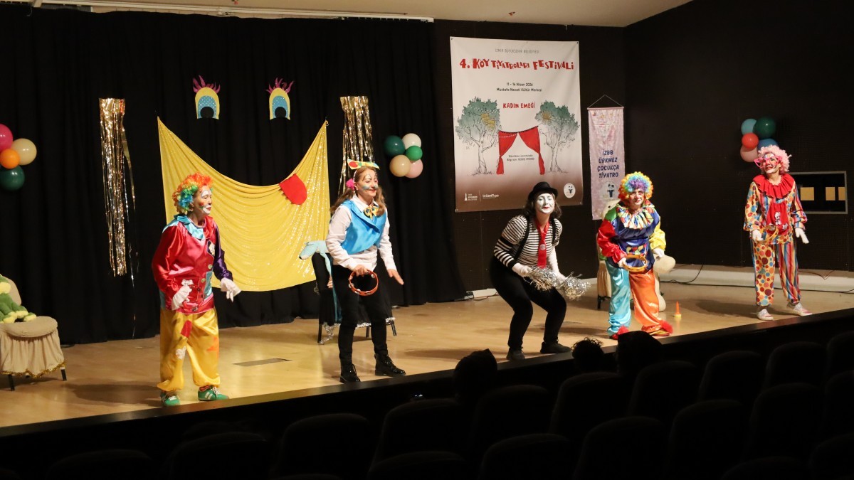 İzmir’de Köy Tiyatroları Festivali Başladı: Sanatın Merkezinde ‘Kadın Emeği’ Var