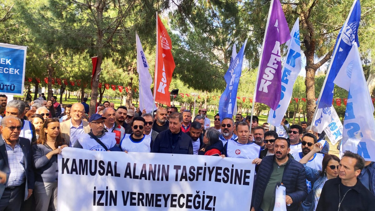 İzmir’de Meslek Fabrikası Nöbetine KESK’ten Destek: Bu Müdahalenin Muhatabı Halktır