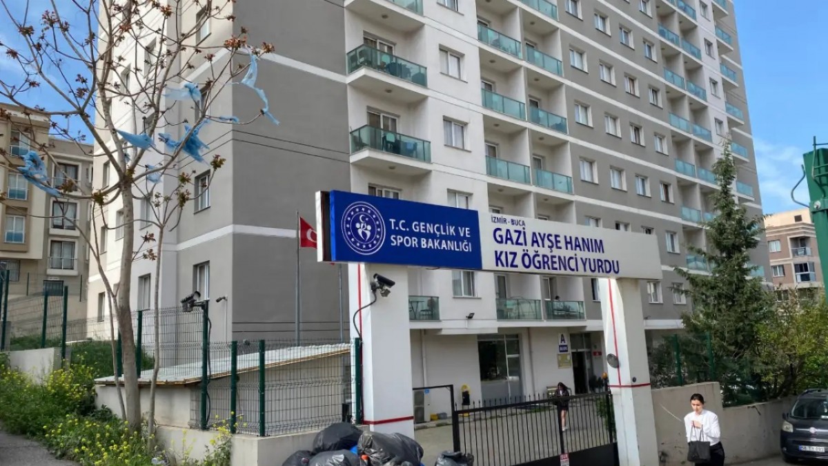 İzmir’de KYK Yurdunda 28 Öğrencinin Zehirlenmesine Tepki: “Bu Bir İhmal Değil Sistematik Sorun”