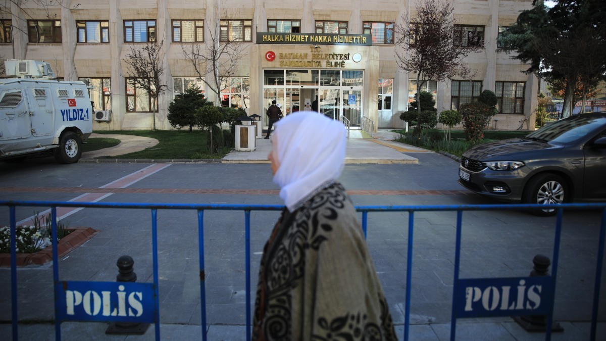 Kayyımların ‘Taşınmaz’ Karnesi: 128 Belediye Mülkü Devredildi, Mahkemeler Sessiz Kaldı
