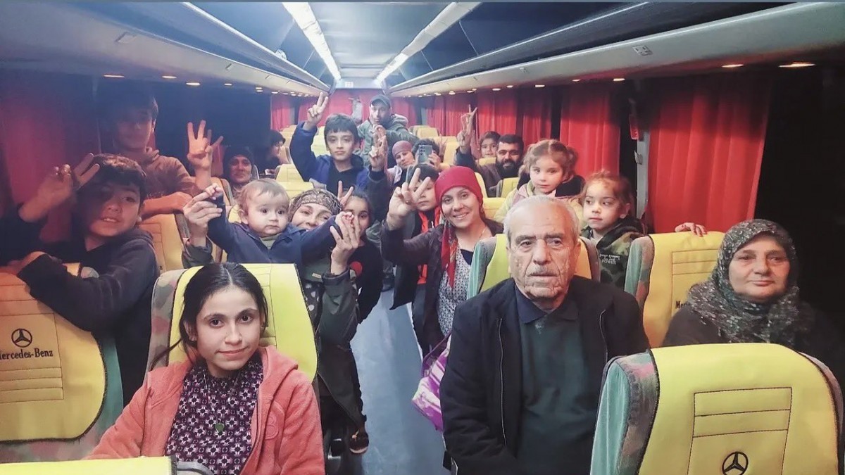 Afrinlilerin Dönüşü Sürüyor: Üçüncü Kafile Yola Çıktı