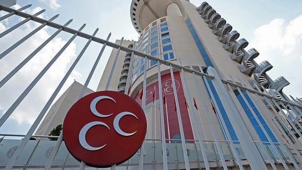 MHP İstanbul’da Tüm Teşkilatlarını Feshetti
