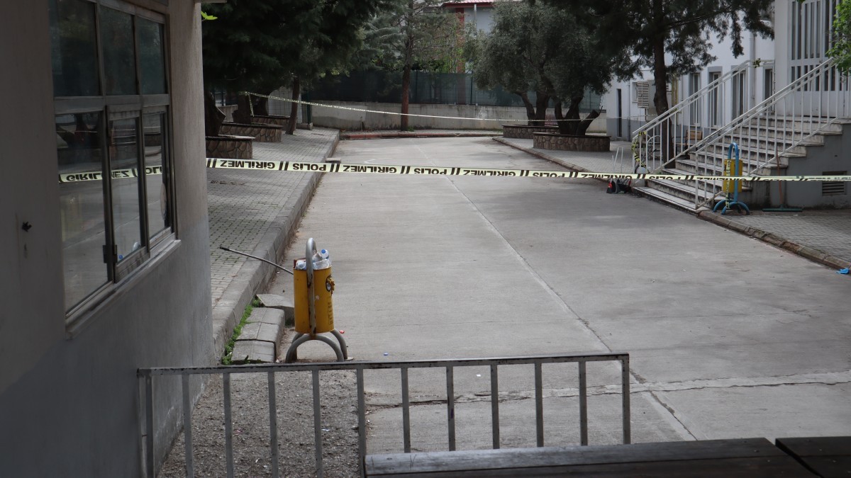 Eğitim Sen: Okullardaki Şiddetin Kaynağı Geleceksizlik ve Mafya Kültürüdür