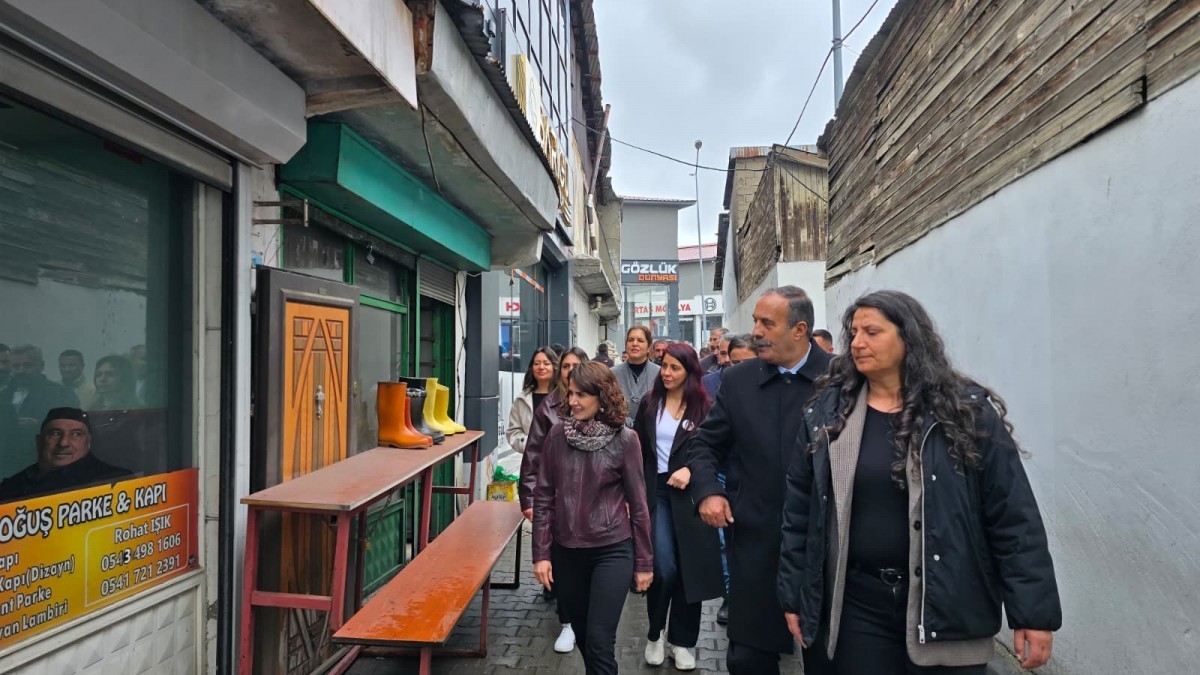 Varto’da JES tehdidine karşı esnaf bilgilendirildi: 16 köy olumsuz etkilenecek