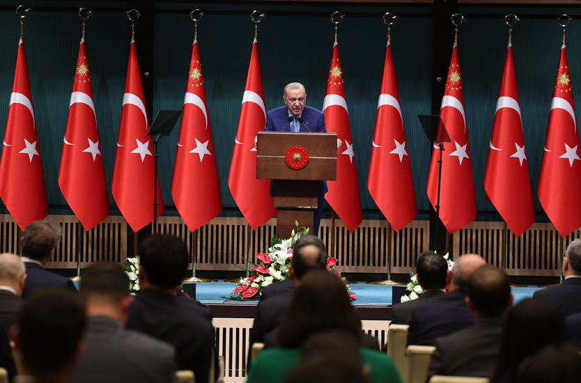 Okul Saldırıları Sonrası: Sosyal Medya, Silah Ruhsatı ve Medyaya Sıkı Denetim Geliyor