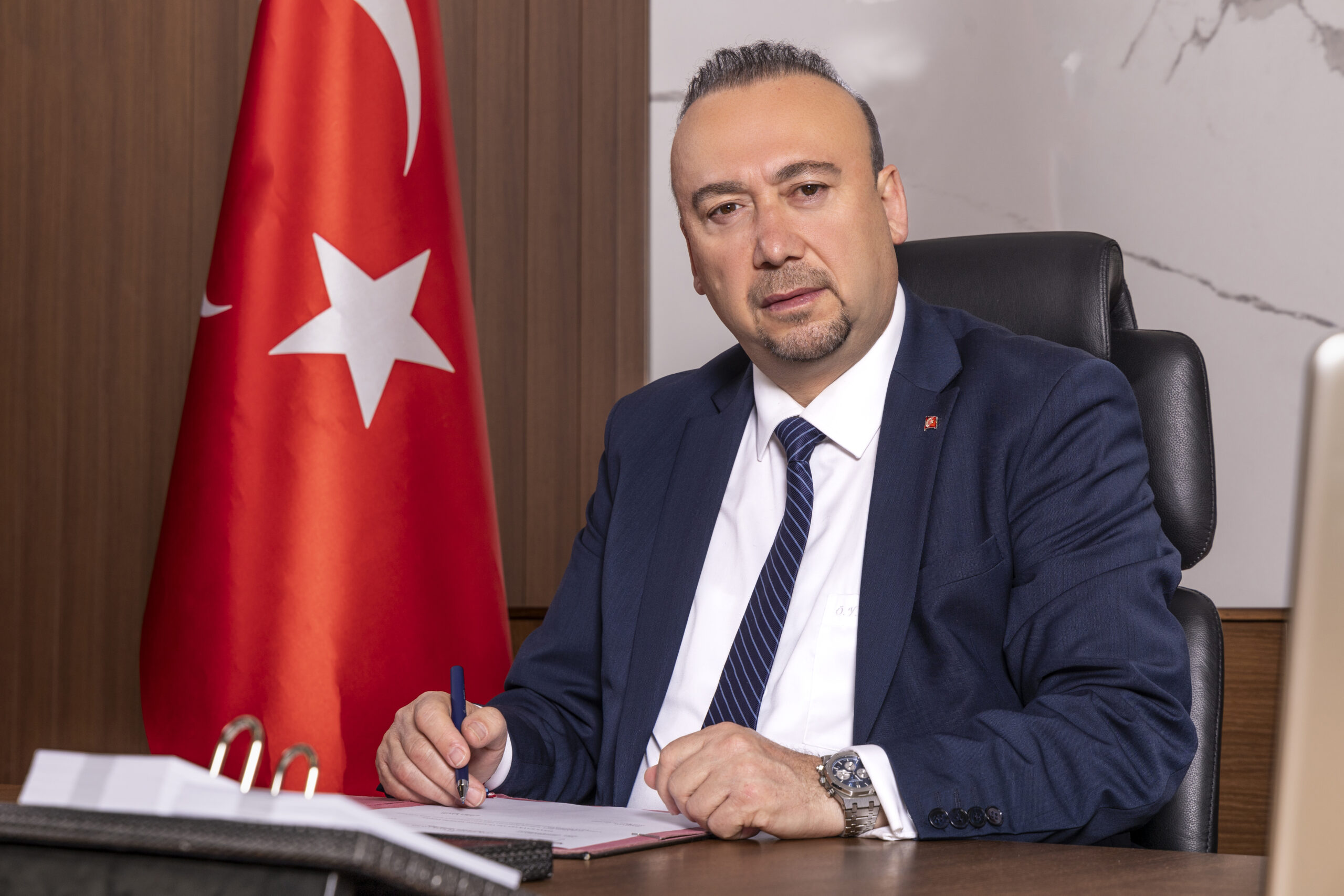 CHP’den Özkan Yalım Kararı: Uşak Belediye Başkanı Partiden İhraç Ediliyor