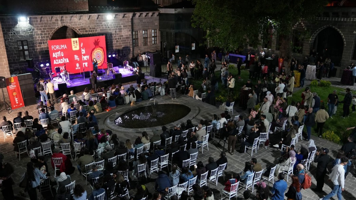 Toplumsal Barış ve Özgürlük Forumu Çok Dilli Konserle Sona Erdi