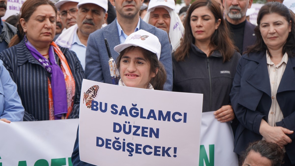 Diyarbakır’da Engelliler Onur Yürüyüşü: ‘Cümlenin öznesi olmak istiyoruz’
