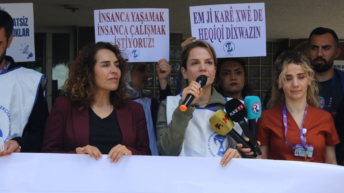 Dicle Üniversitesi’nde Sağlık Emekçilerinden Ek Mesai İsyanı: Emeğimiz Gasp Ediliyor