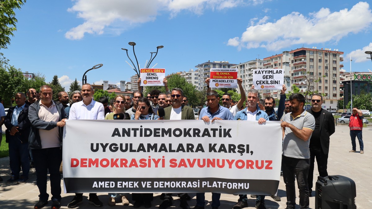 Diyarbakır’dan CHP’ye Destek: Demokratik Siyasete Saldırılara Sessiz Kalamayız
