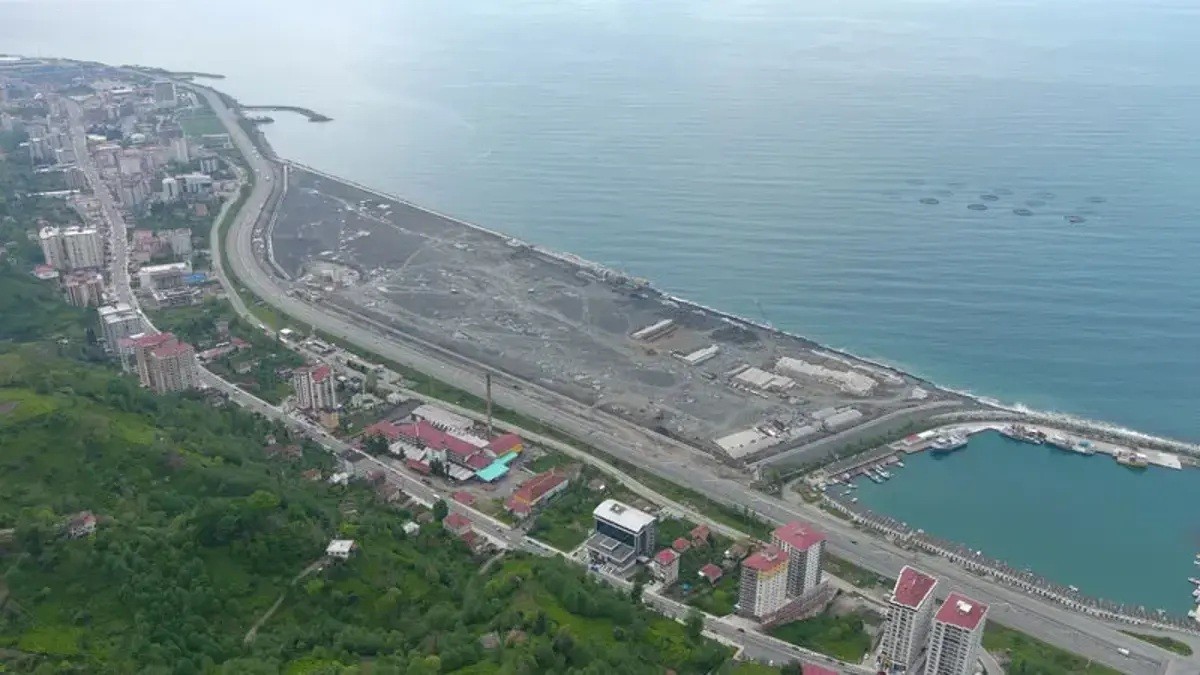 Karadeniz sahillerinde ekolojik yıkım: Kıyılar devasa dolgu projeleriyle yok ediliyor