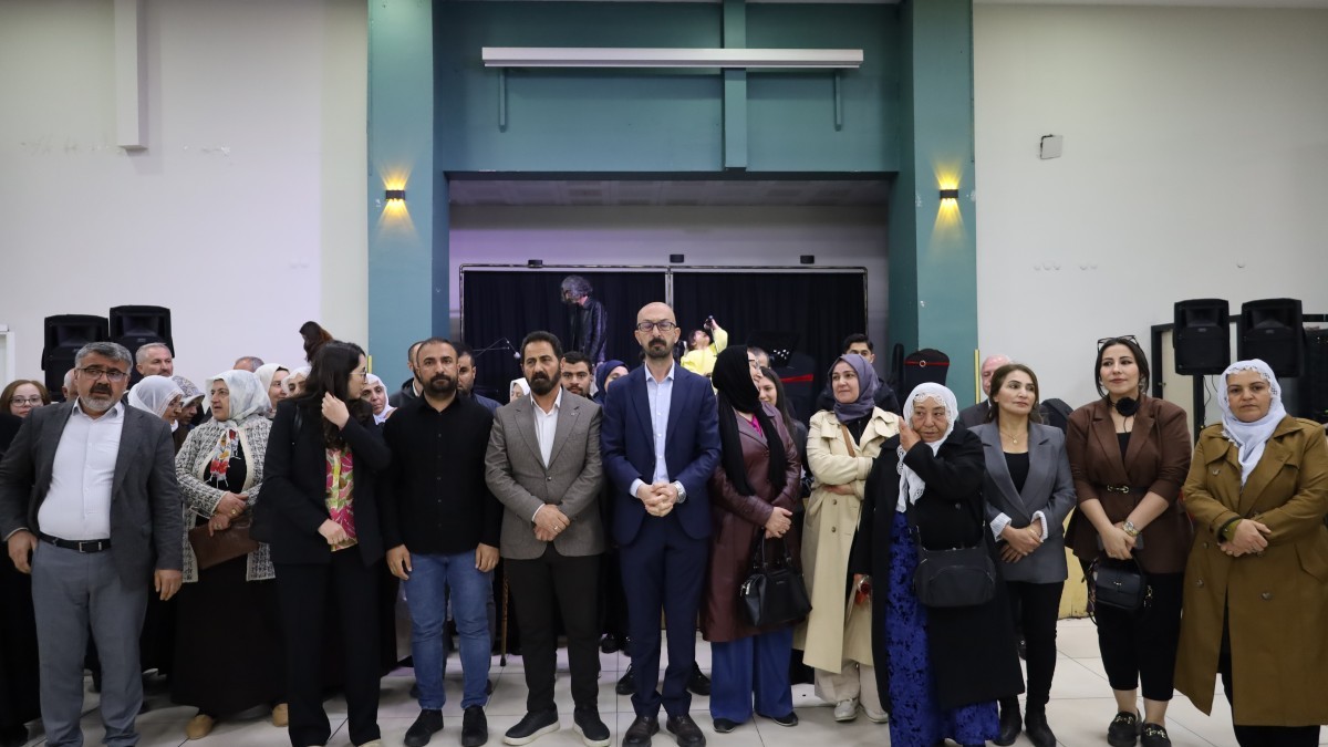 Tatvan’da Anneler Günü etkinliğine polis engeli