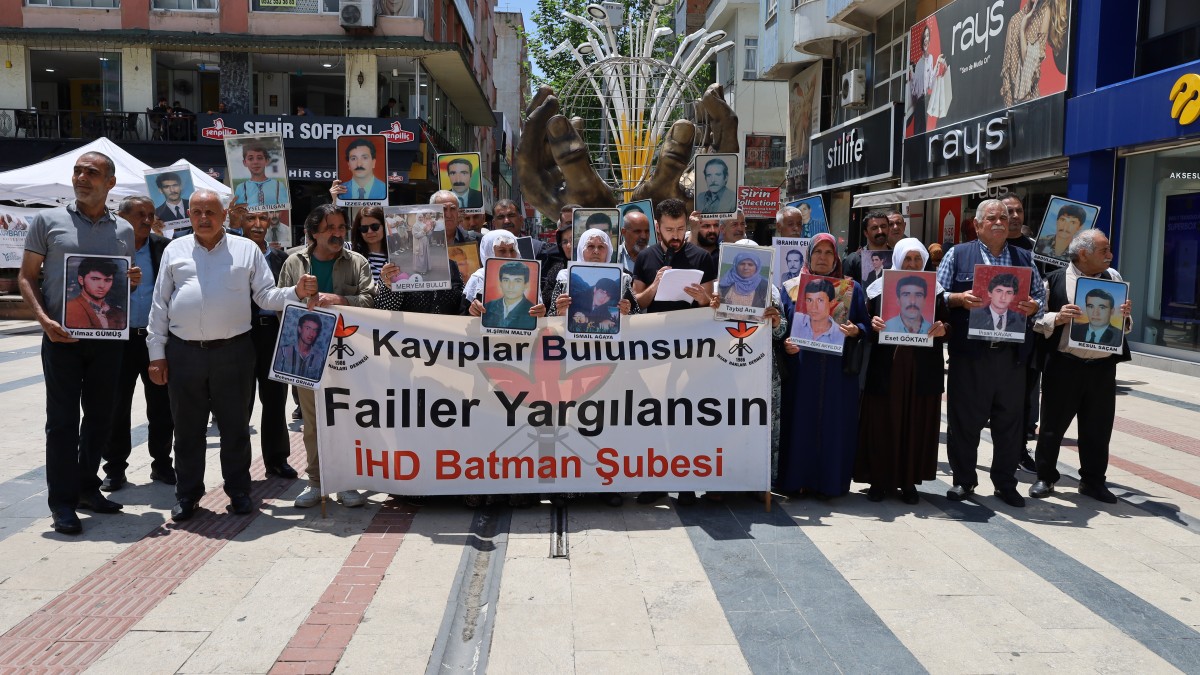 Kayıp yakınları üç kentte haykırdı: Failleri korumayı bırakın, adaleti sağlayın