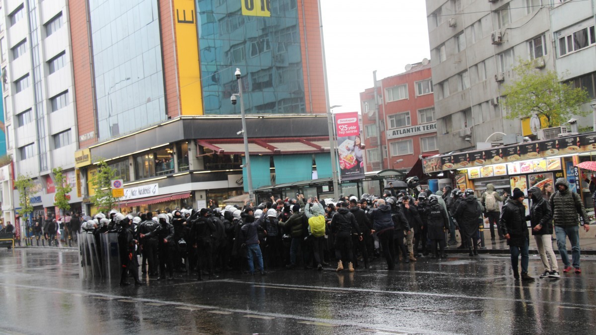 1 Mayıs Taksim Engeli: Mecidiyeköy ve Beşiktaş’ta Onlarca Gözaltı