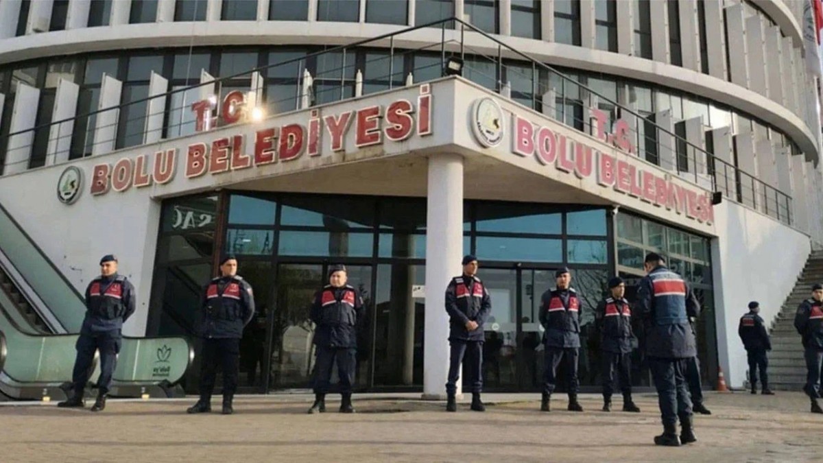 Bolu Belediyesi ve bağlı şirketlerine jandarma baskını