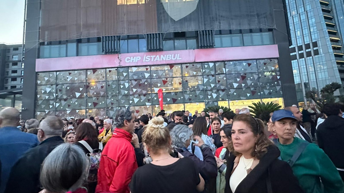 Yargı Kararına Karşı CHP’den Sokak Hamlesi: Demokrasi Mücadelesi Sürecek