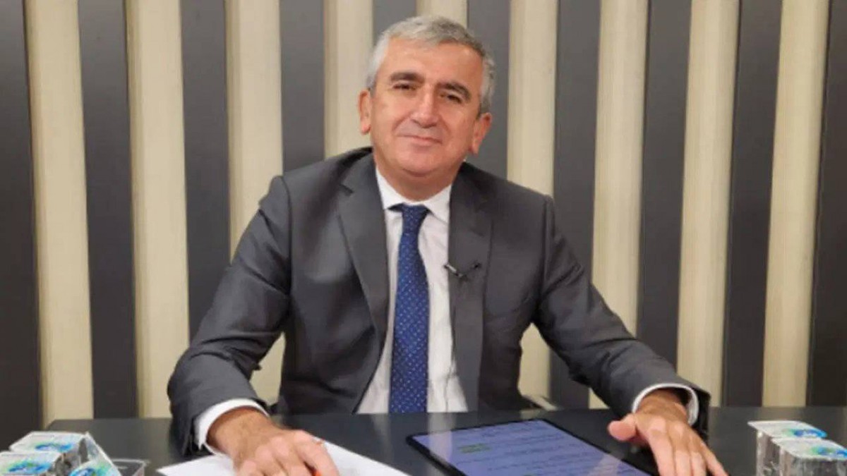 Tutuklanan Akçakoca Belediye Başkanı Fikret Albayrak görevden uzaklaştırıldı