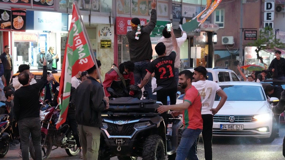 Mardin’de Amedspor Kutlamalarına Fatura Kesildi: 90 Bin Liraya Varan Cezalar