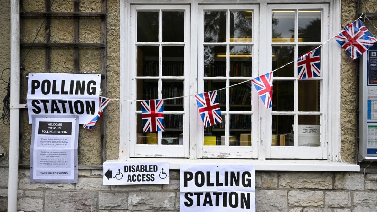 İngiltere’de Siyasi Dengeler Değişiyor: Aşırı Sağcı Reform UK Yükselişte