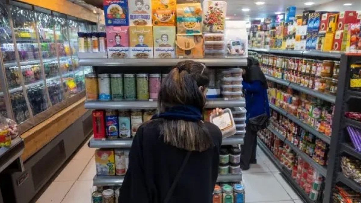 İran’da derinleşen gıda krizi: Halk temel ihtiyaçlar için kredi çekiyor
