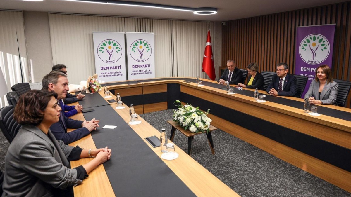 Özgür Özel ve DEM Parti Heyeti Meclis’te Bir Araya Geliyor