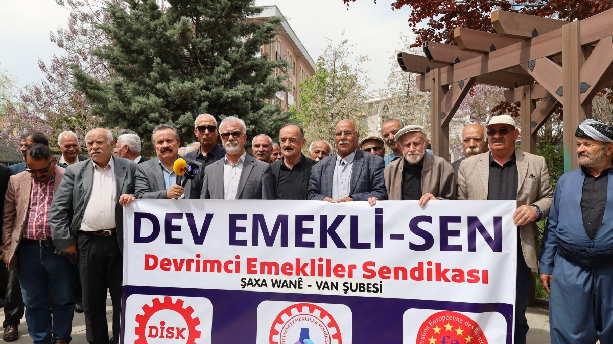 Emeklilerden İnsanca Yaşam Talebi: Bakanlık Önünde Eylem Başlatırız