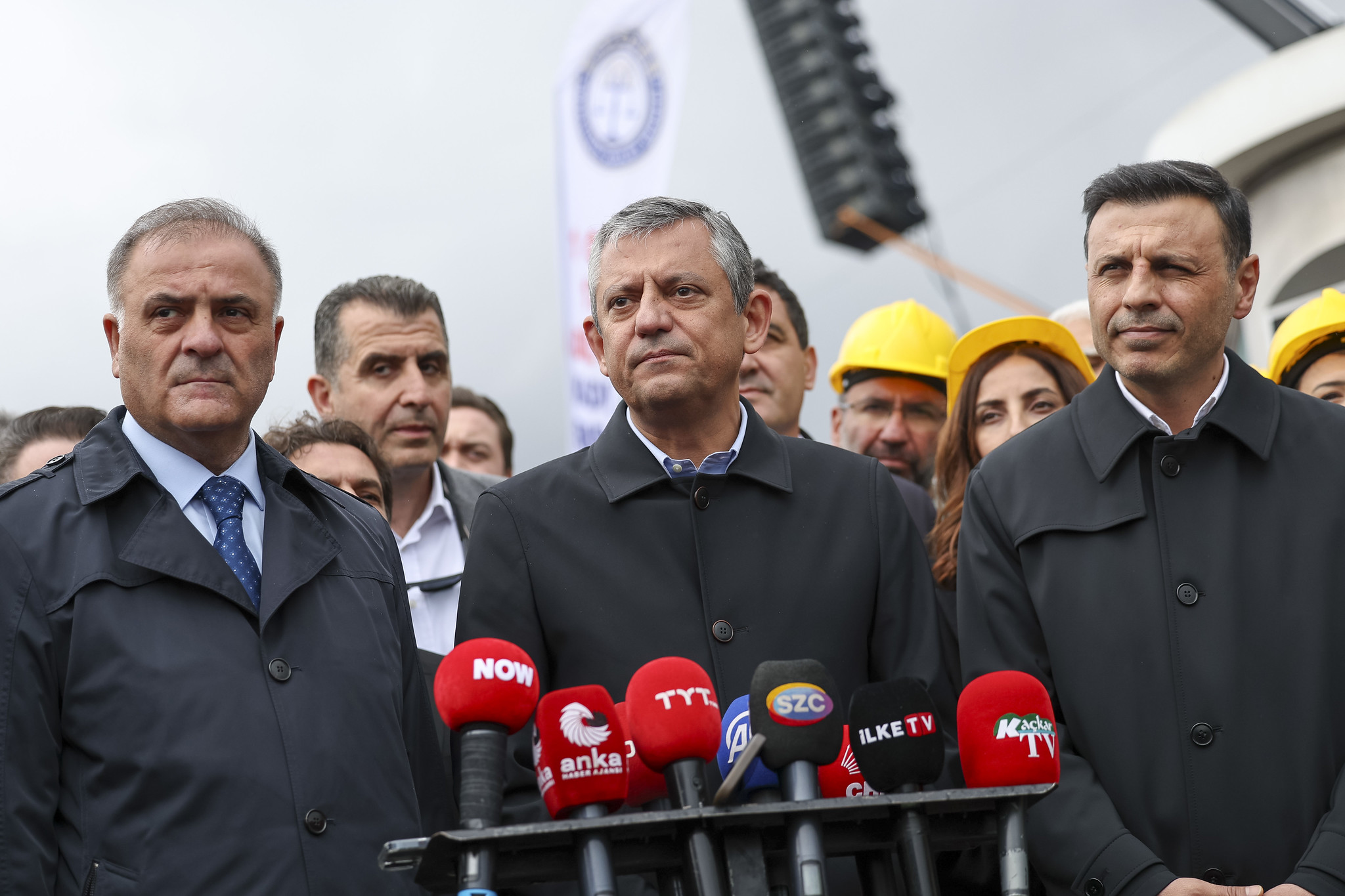 Özgür Özel’den 1 Mayıs Mesajı: “Muhalefetteki Son 1 Mayısımız Olsun, Seneye Taksim’deyiz”