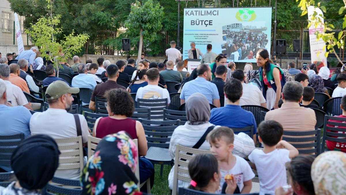 Bağlar’da ‘Katılımcı Bütçe’ Buluşması: Halk Taleplerini Belirledi
