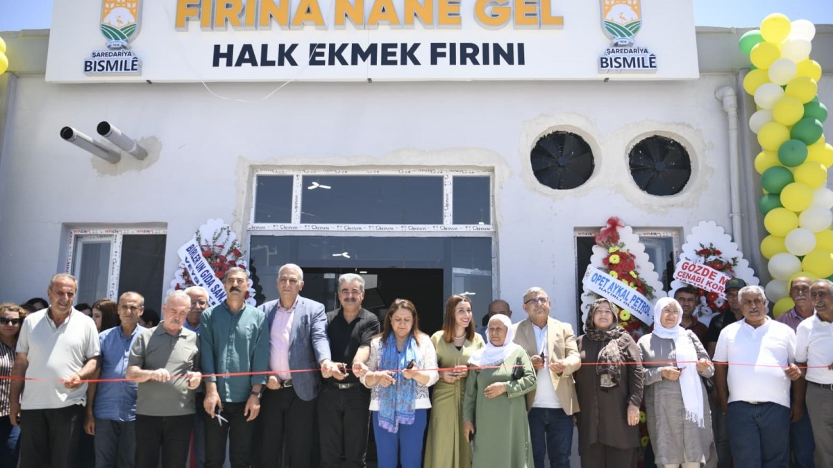 Bismil’de halkçı belediyecilik: Halk Ekmek Fabrikası hizmete açıldı