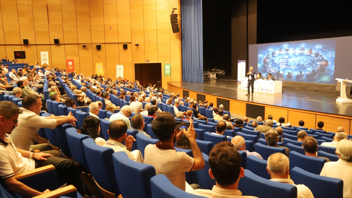 Kürt Dil Konferansı’nda Anadil Vurgusu: Çocuklar Kendi Diliyle Büyümeli