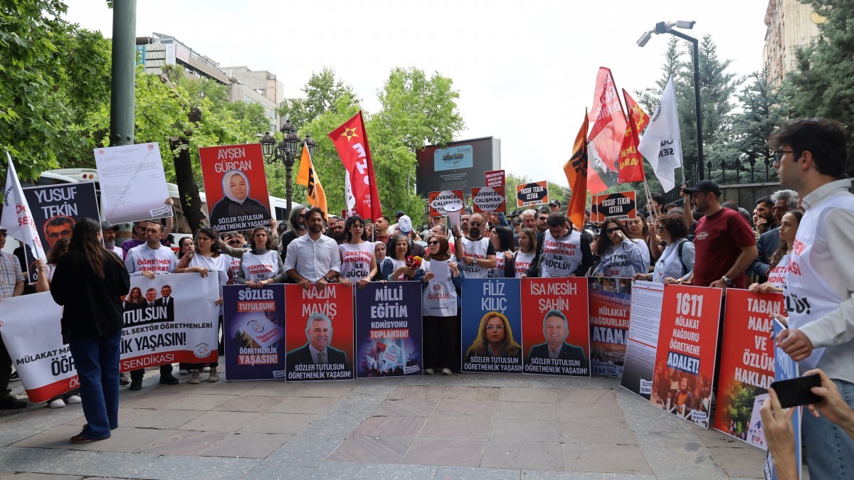 Özel Sektör Öğretmenleri MEB Önünde: Mülakat Adaletsizliğine Son Verilsin