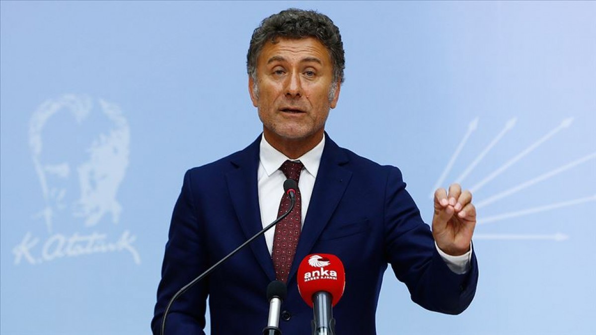 CHP’li Orhan Sarıbal Halkevleri’nden ihraç edildi
