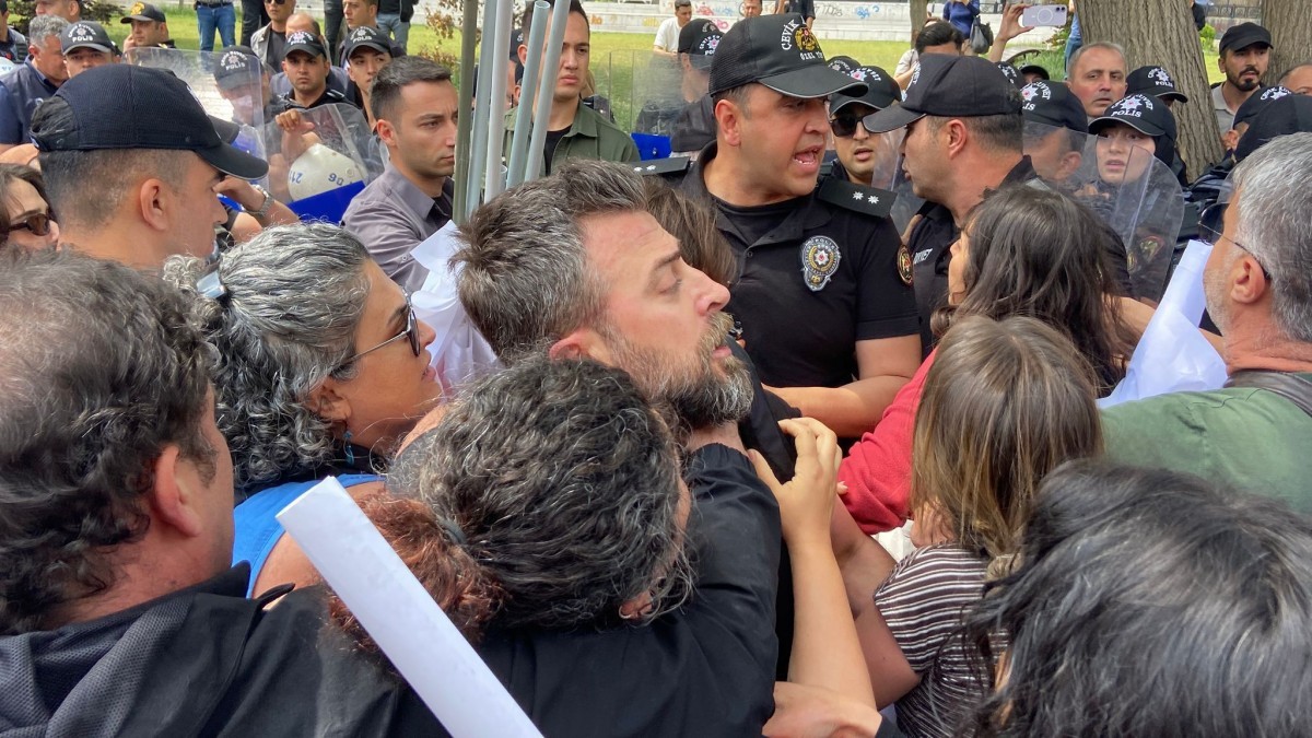 Ankara’da gözaltına alınan öğretmenler serbest bırakıldı