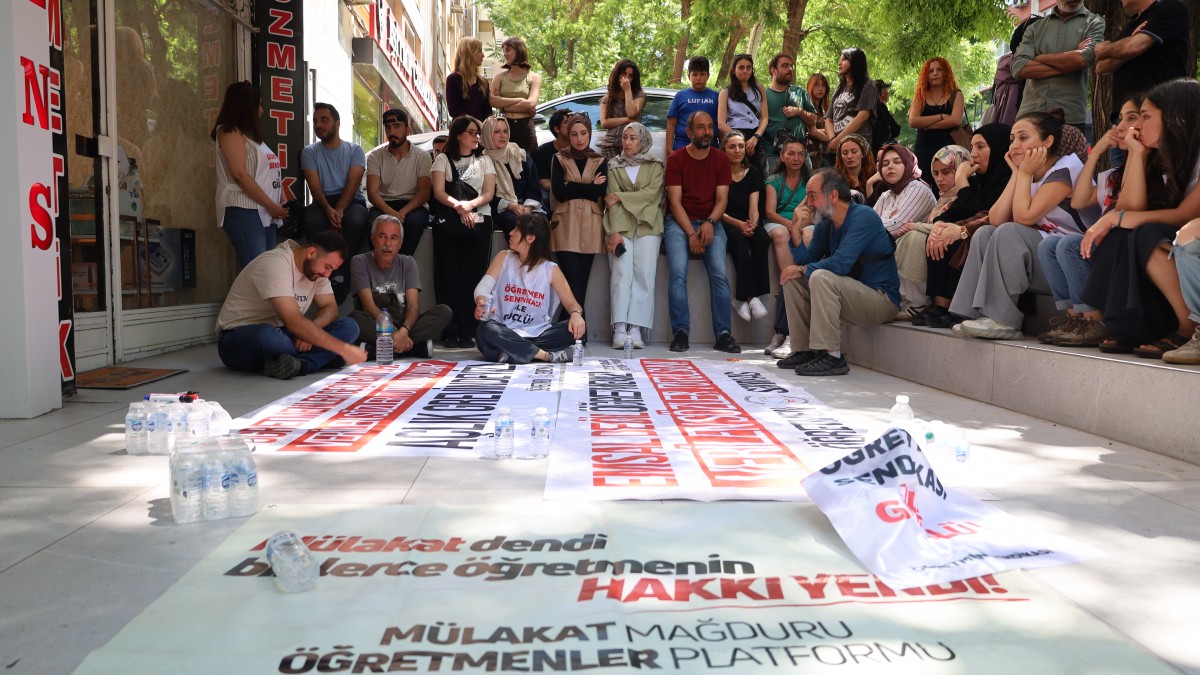 Açlık Grevindeki Öğretmenler Kararlı: Haklarımızı Almadan Ankara’dan Ayrılmayacağız