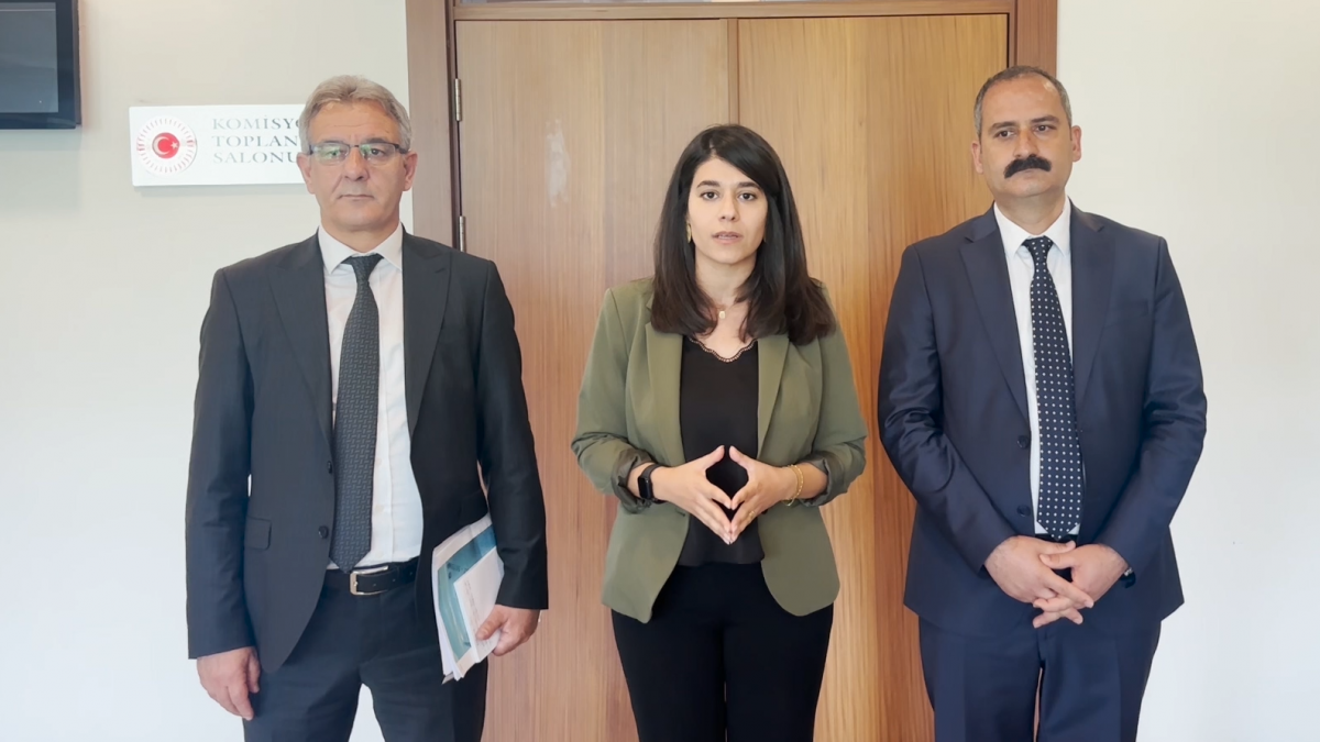 Meclis’te öğretmen protestosu: Muhalefet ve sendikalar komisyonu terk etti