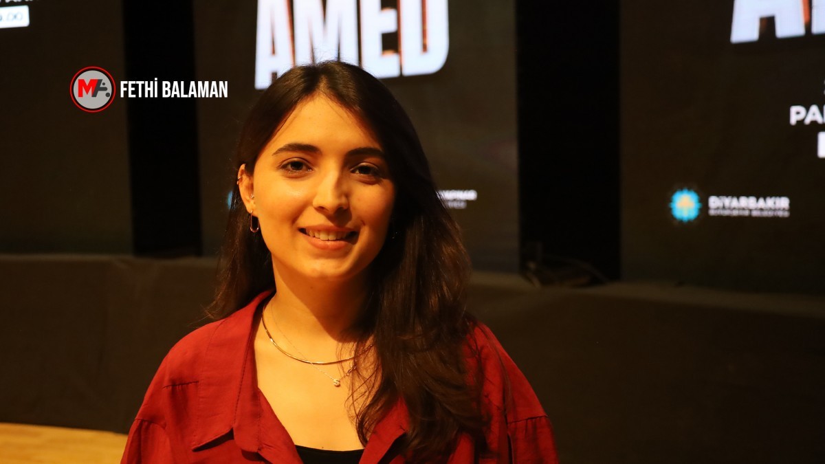Kürt Müziğinin Genç Sesi Sarya Ertaş: Dilimiz ve Kültürümüzle Üretmeye Devam Edeceğiz