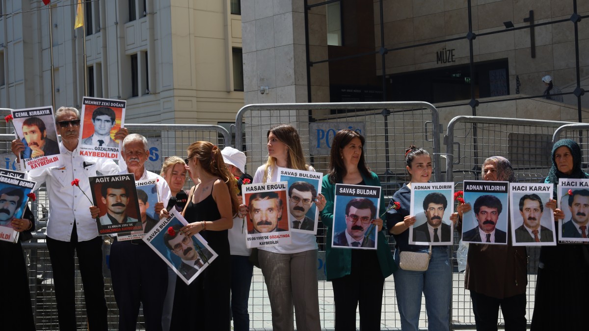 Cumartesi Anneleri 1106’ncı haftada sordu: Savaş Buldan, Adnan Yıldırım ve Hacı Karay’ın katilleri nerede?