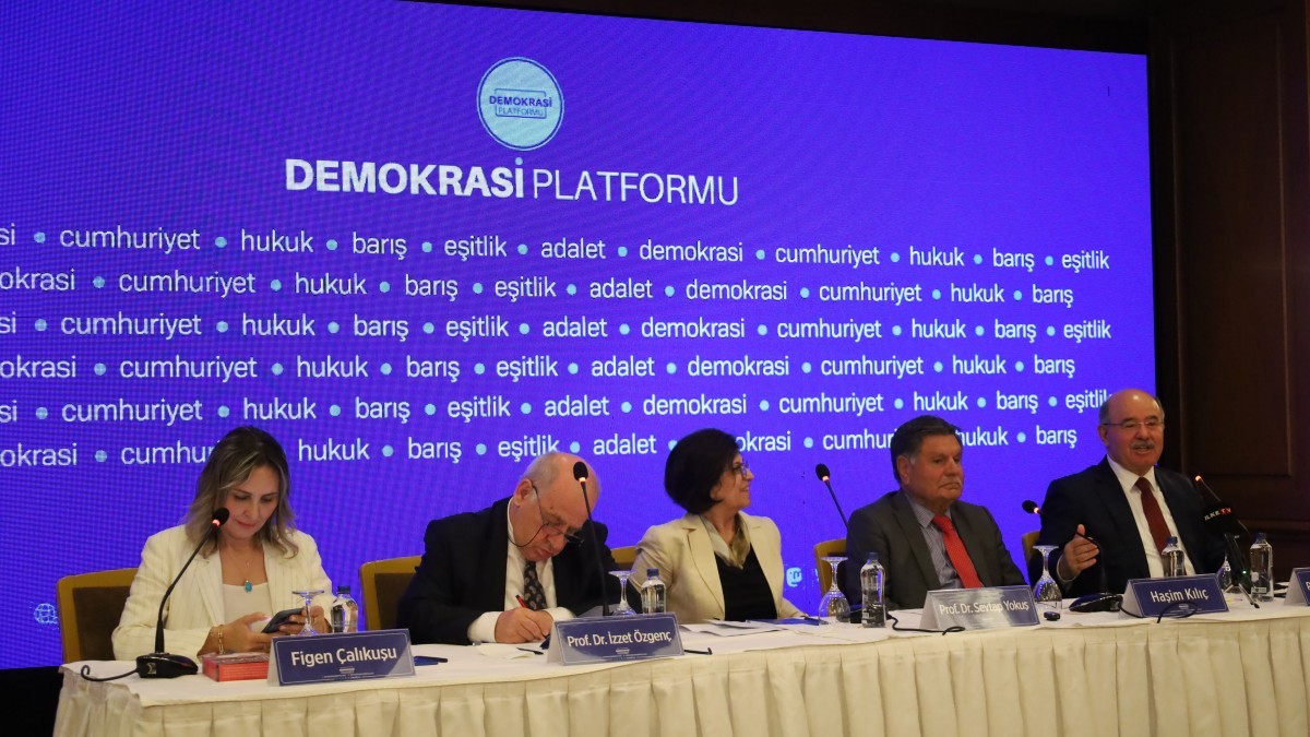 Adalet Hemen Şimdi Paneli: Türkiye Bir Belirsizliğe Sürükleniyor