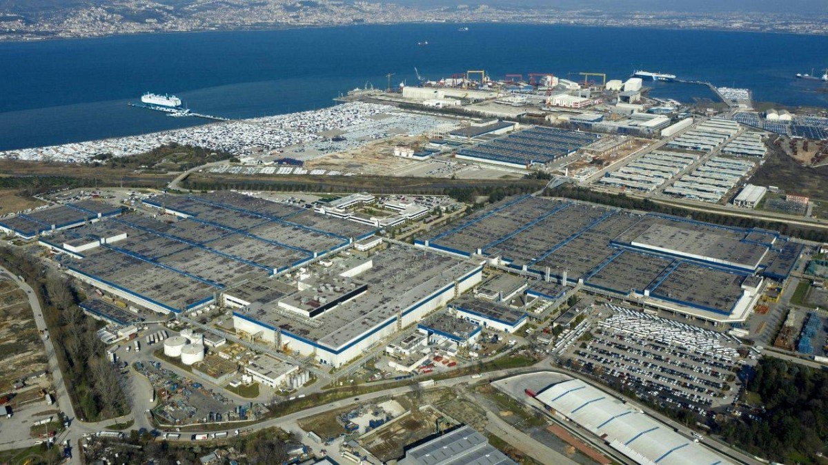 Ford Otosan fabrikasında iş kazası: 1’i ağır 3 işçi yaralandı
