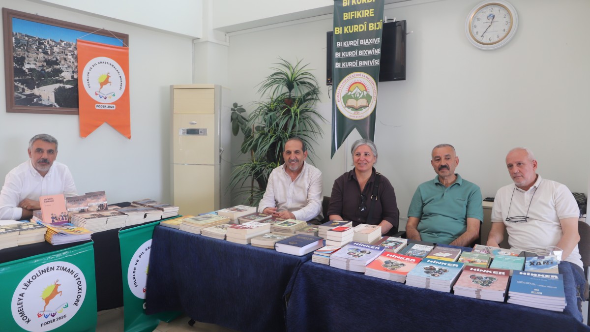 Mardin Barosu Kitap Günleri başladı: Kürtçe ve Türkçe eserler okurlarla buluşuyor
